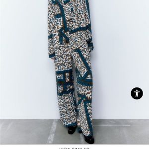 Zara print pants.  Size-Large. Worn once.